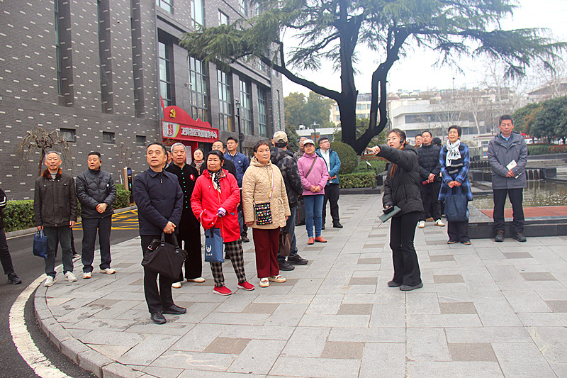 玄武区关工委召开2026年商务楼宇关工委工作会议(5).jpg
