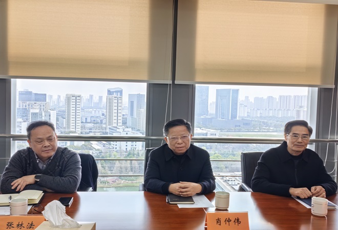 区关工委到区委政法委走访调研.jpg