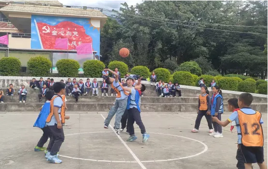 六小运动会2.png