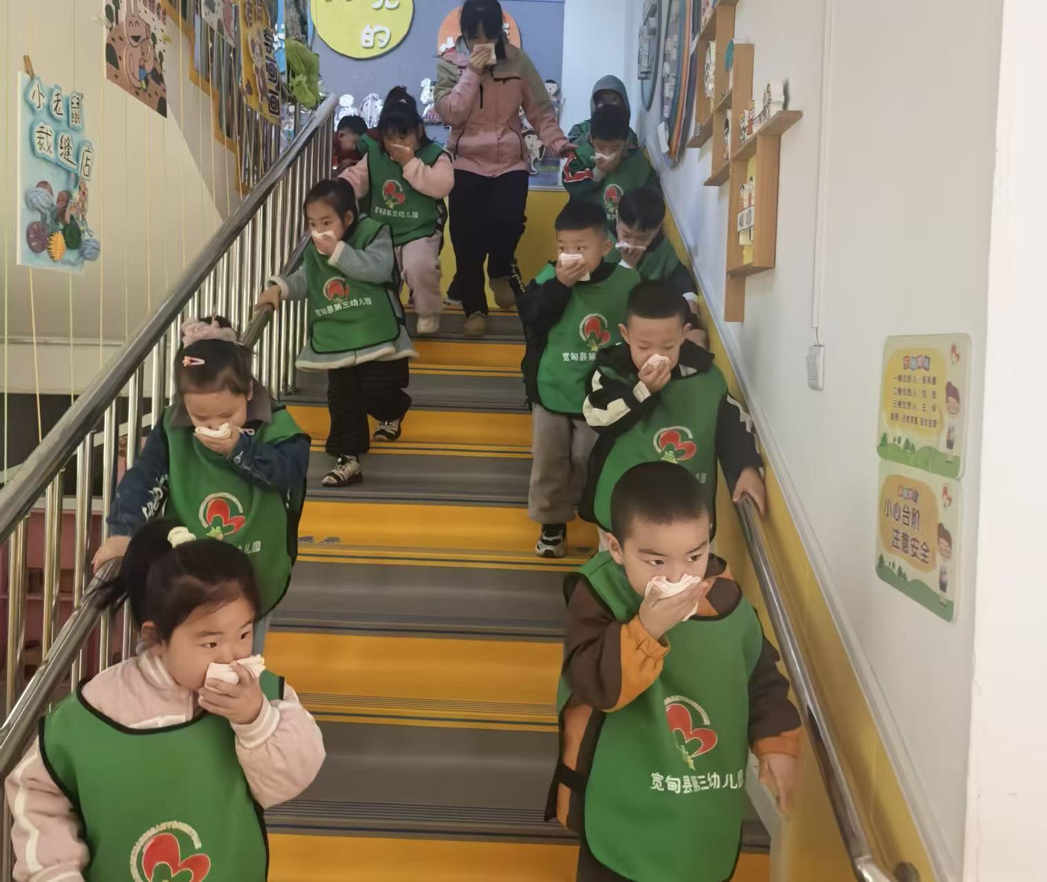 三幼消防演1.jpg