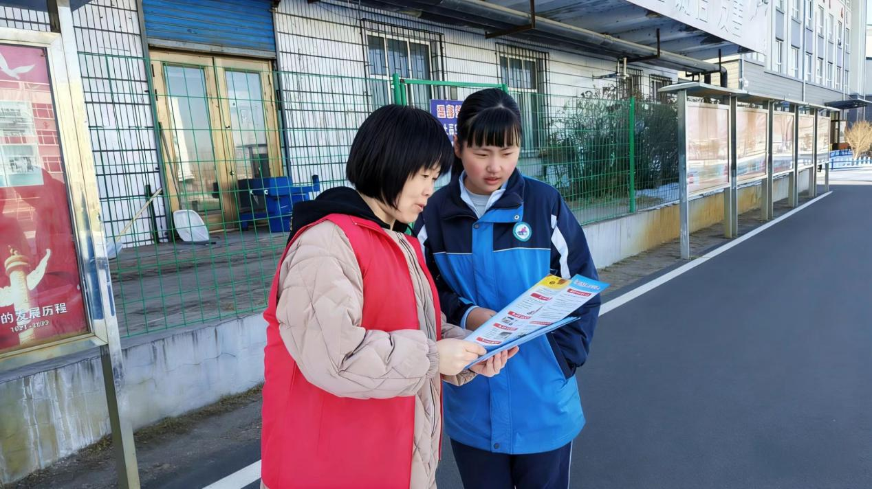 黑龙江省牡丹江市宁安市东京城镇关工委组织开展“扫黄打非”进校园宣传活动.png