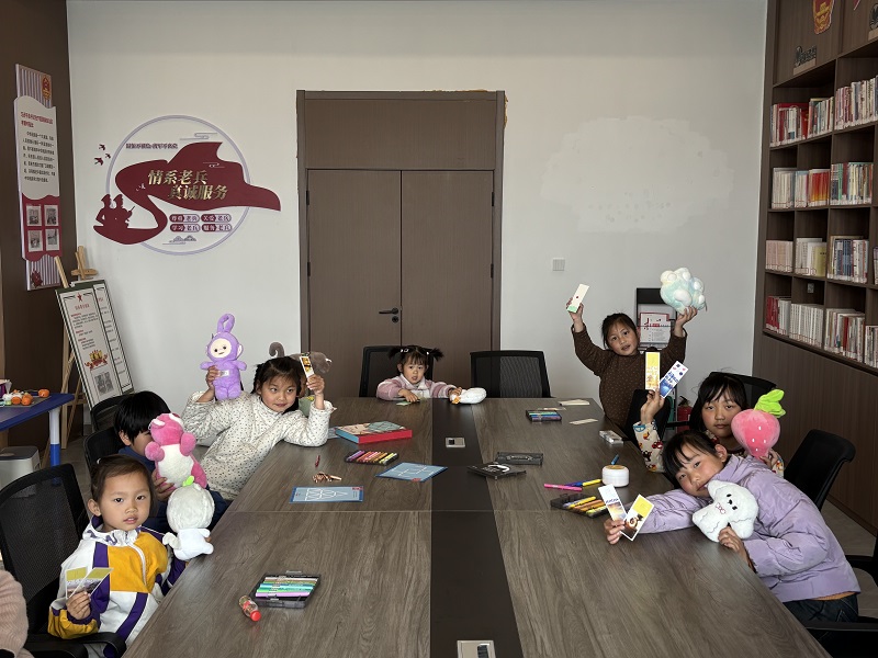 二龙回族乡关工委：用心用情“护苗”成长 携手共筑清朗家园 (3).jpg