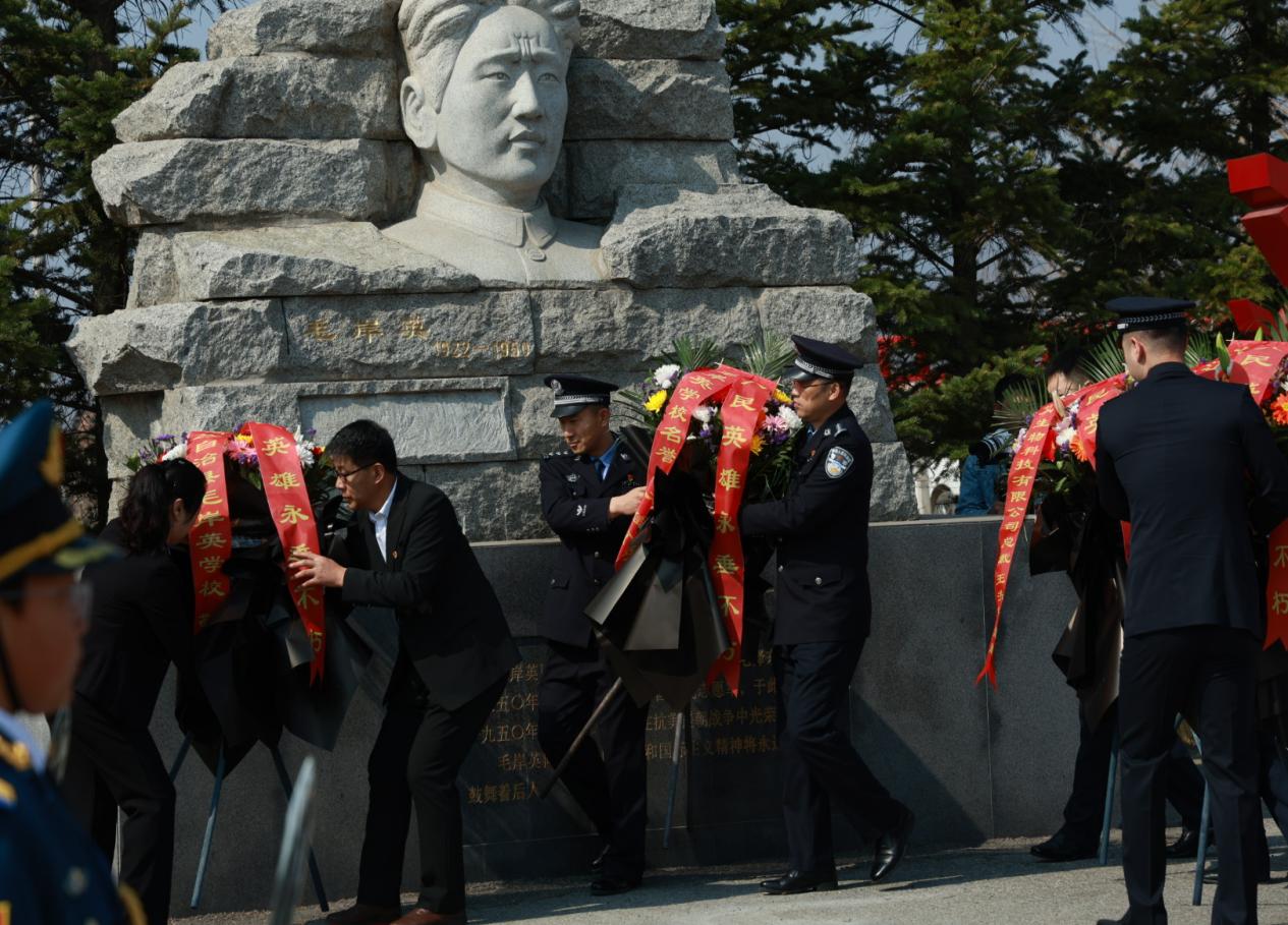 岸英清明2.jpg