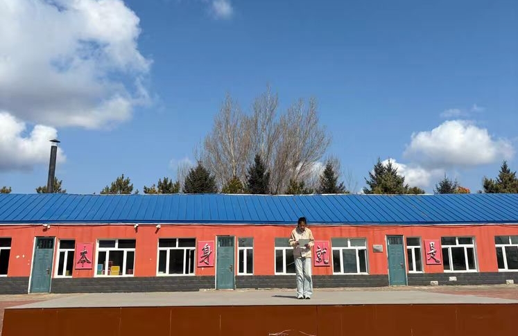 黑龙江省齐齐哈尔市拜泉县富强镇中心学校关工领导小组组织开展清明祭英烈主题系列教育活动1.jpg