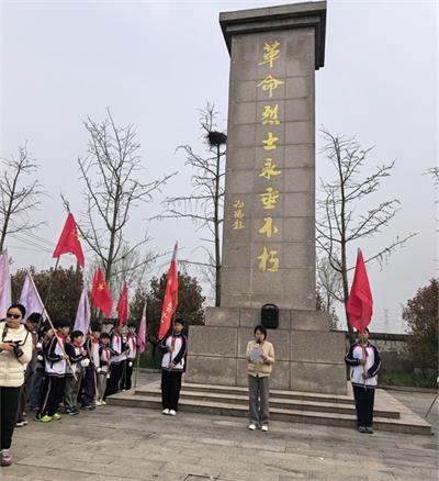 8b7735036d97fe50bf412c0ae1f68d98_看图王.jpg
