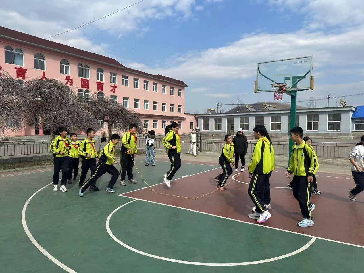 硼小跳绳2.jpg