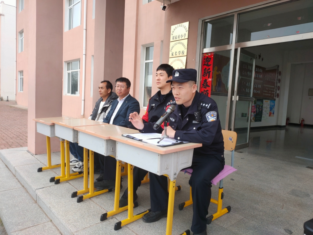 石小防欺2.jpg