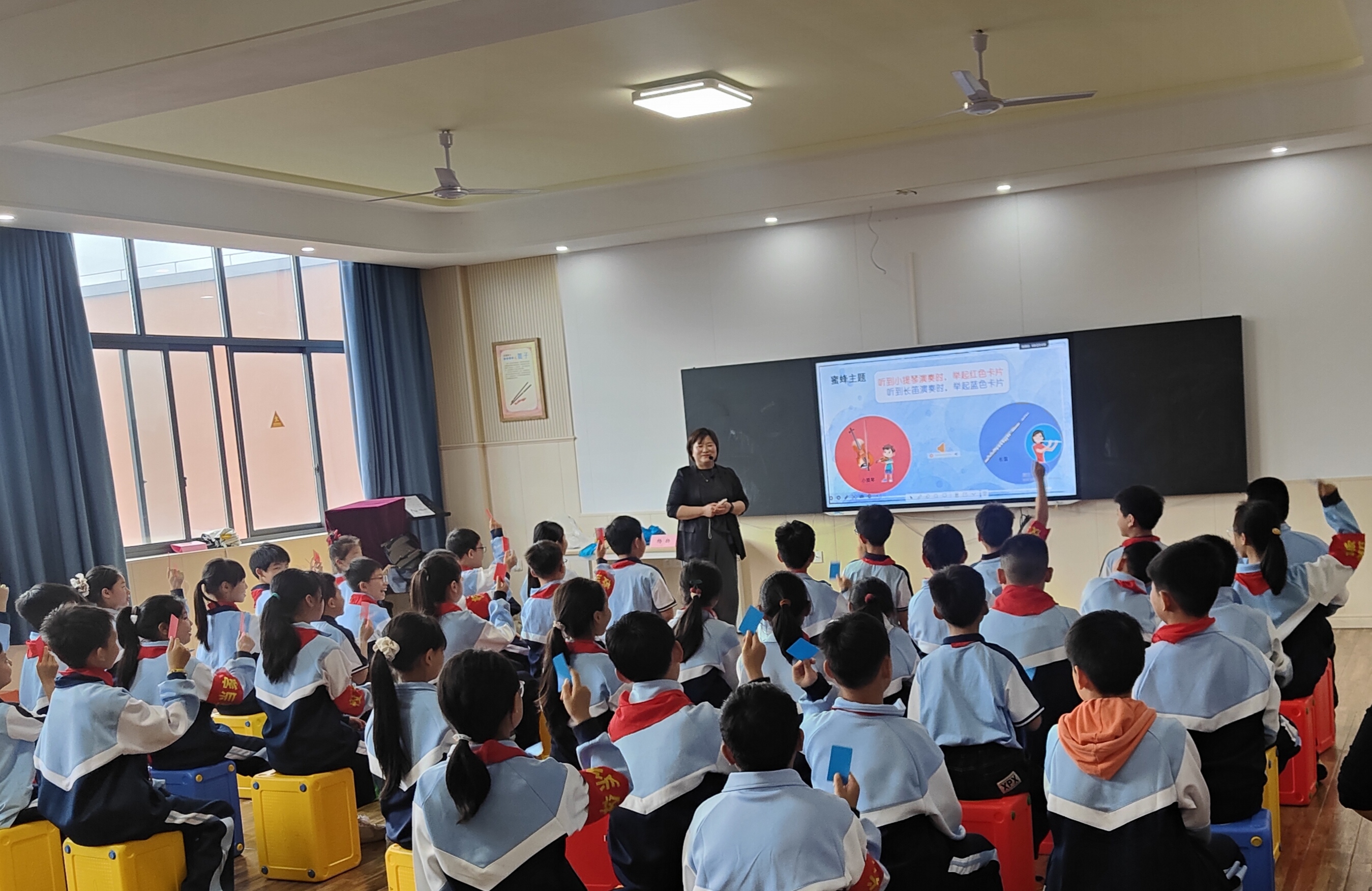 2学校动态照片_爱奇艺.jpg