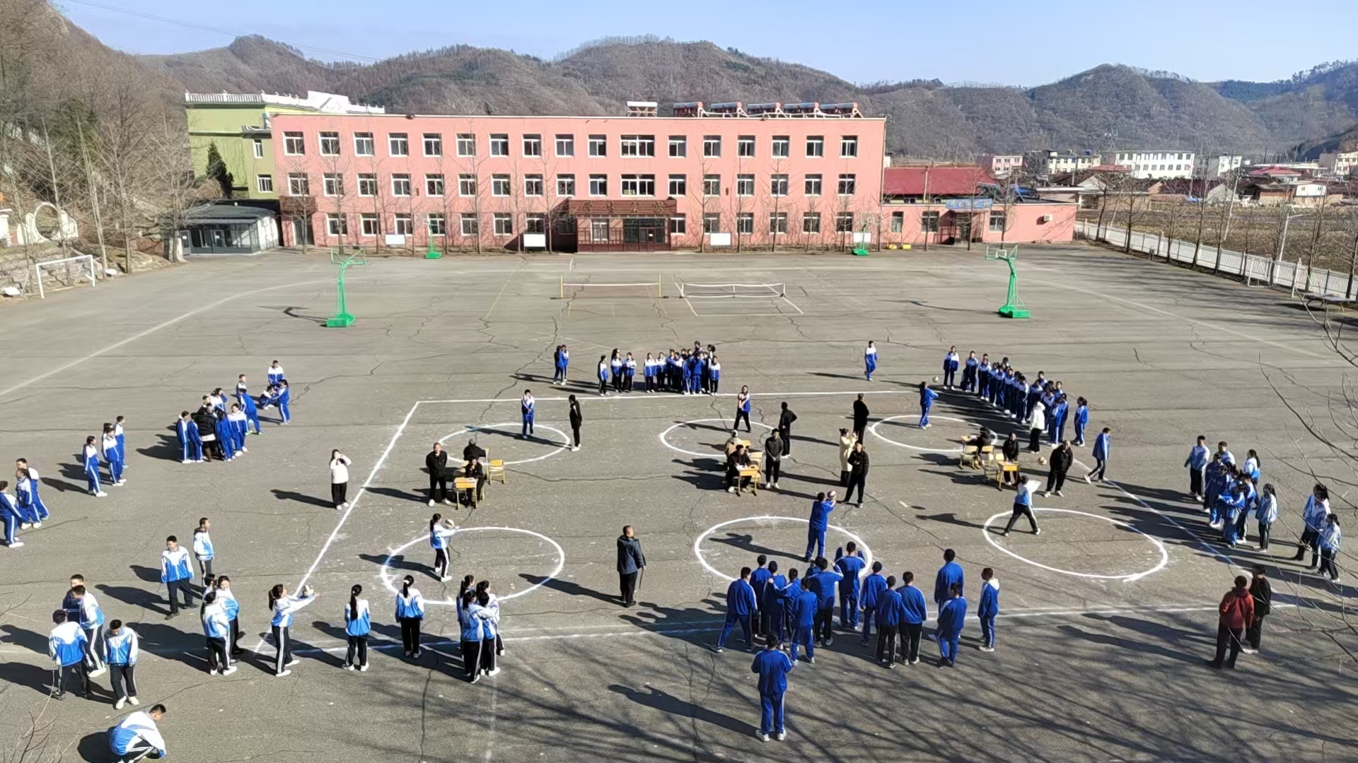 红中垫球2.jpg