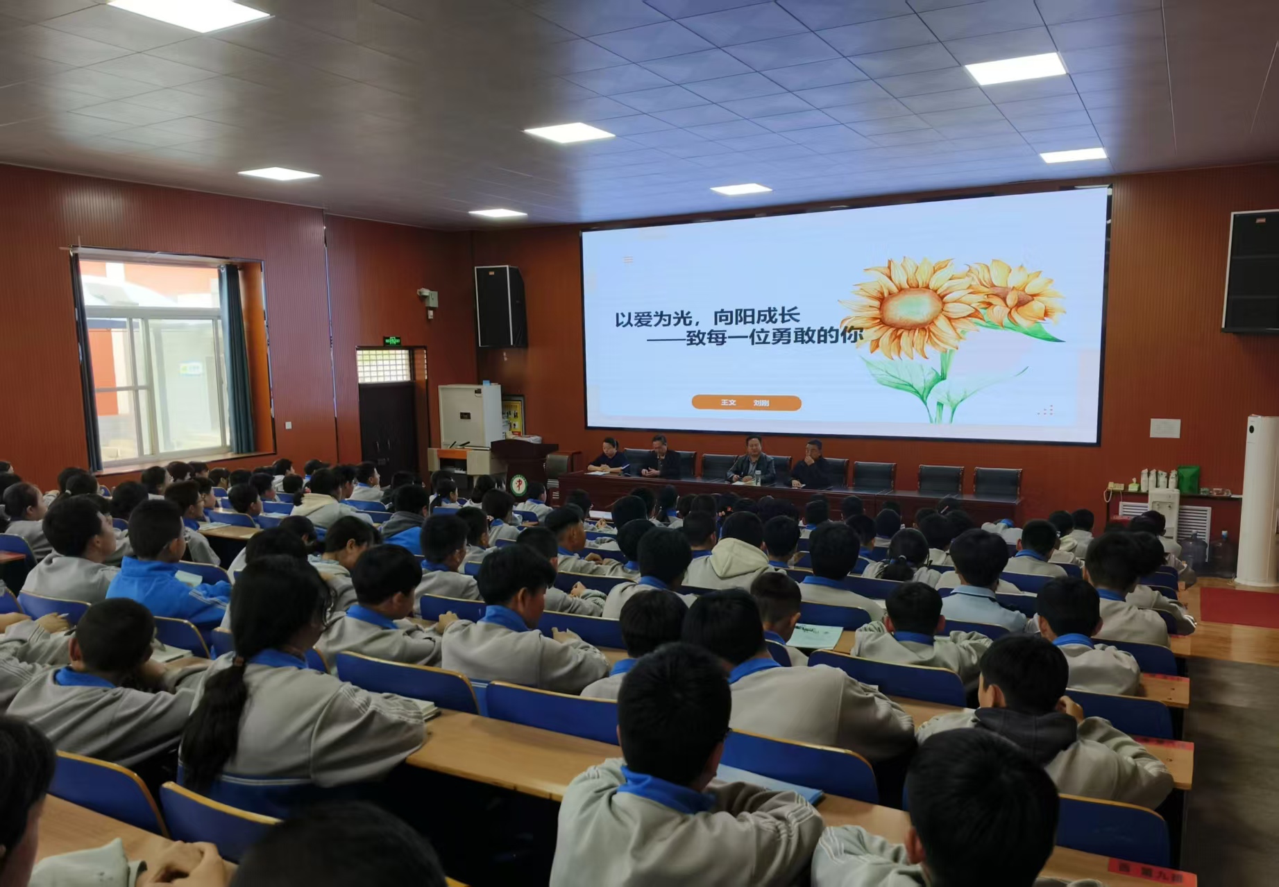 微信图片_20260419220031_951_205.jpg