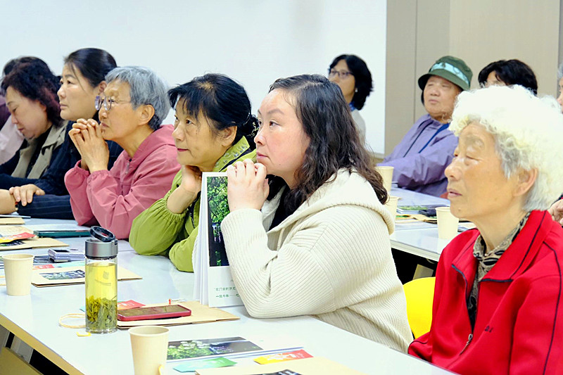 江苏省南京市玄武区梅园新村街道富贵山社区关工委开展“家门口的历史”文化普及系列活动(2).jpg