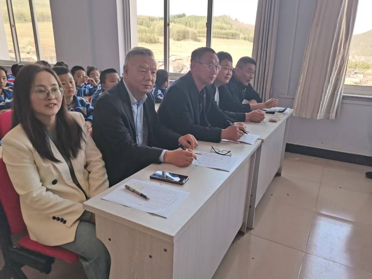 步校故事赛1.jpg