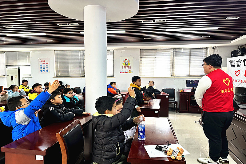 江苏省南京市江北新区大厂街道扬子第三社区关工委联合开展“儒香悦读”主题活动(2).jpg