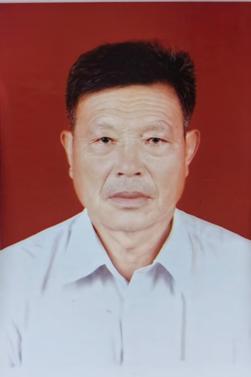 001.jpg