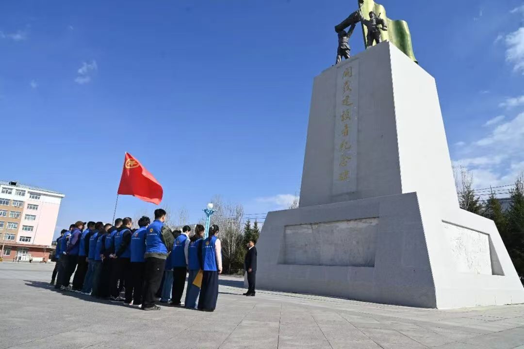 f42bbef079135d015c051456aa3c54f5.jpg