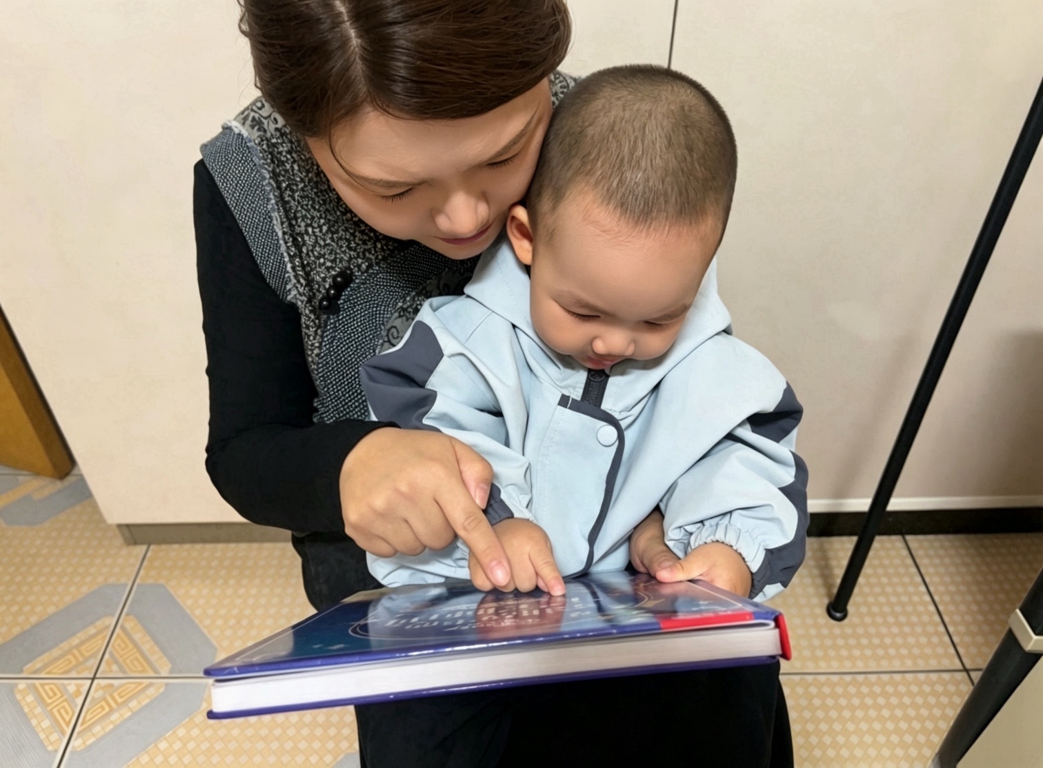 西露天街道北七家社区“书香润心灵，阅读促成长读书活动照片1_副本.jpg