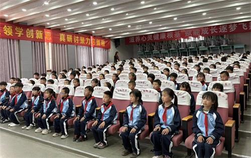 e9d476651f0357f96920c6a8f94aea45_看图王.jpg