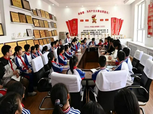 阳明小学开展我与书记校长面对面活动1_副本.png