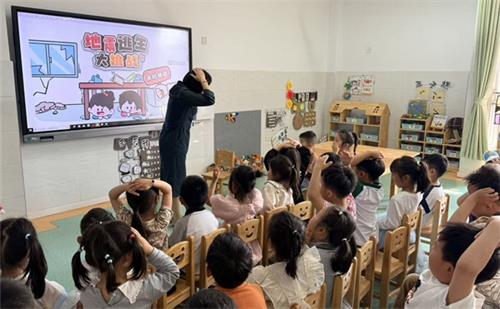 f4c058f73447cdc1e8db3e3583c31bb4_看图王.jpg