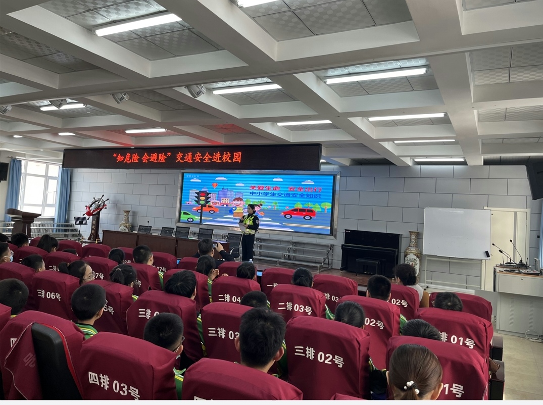 教育关工委图片三.jpg