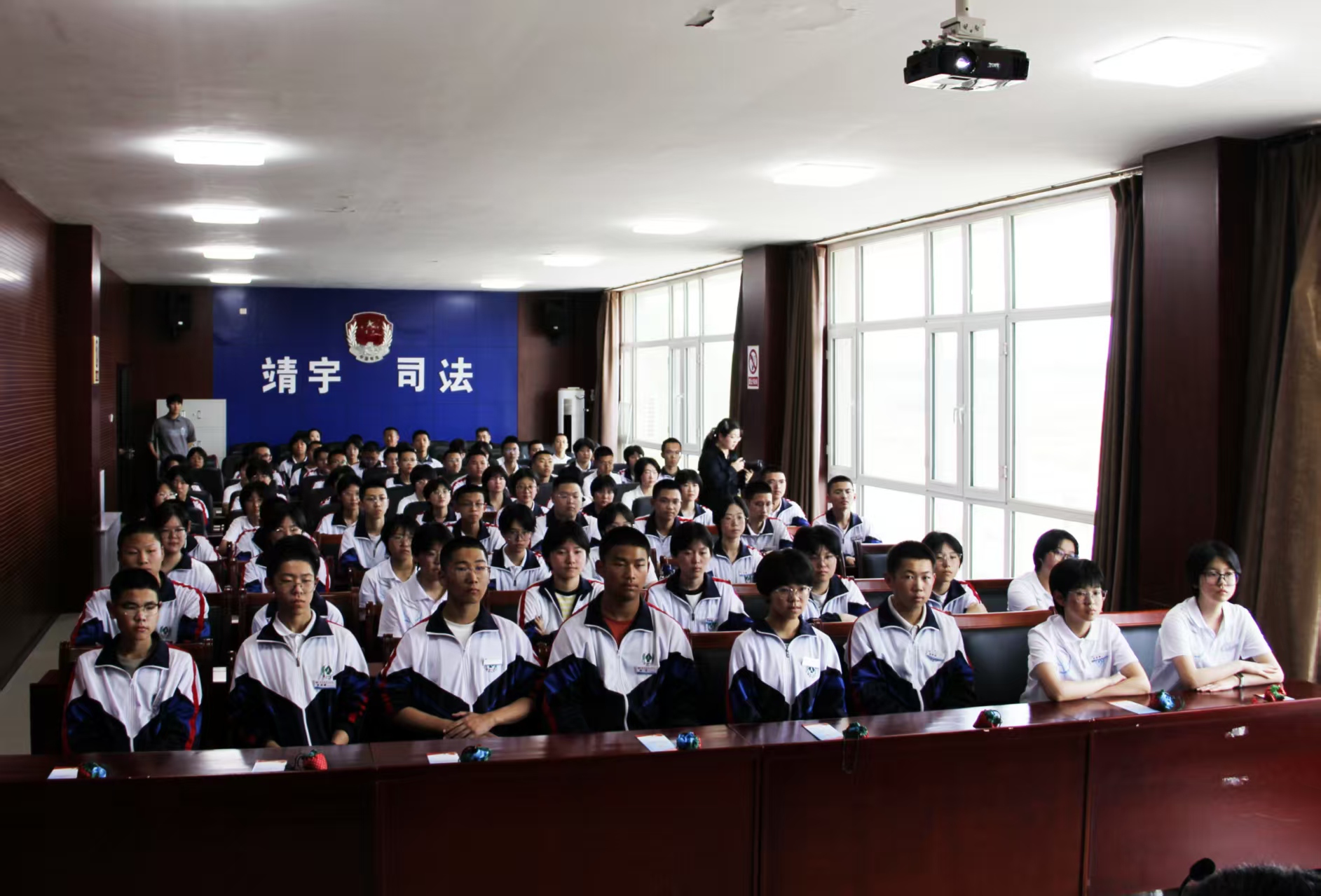 ff2b8de0486859cfcb80d2547b6af06b.jpg