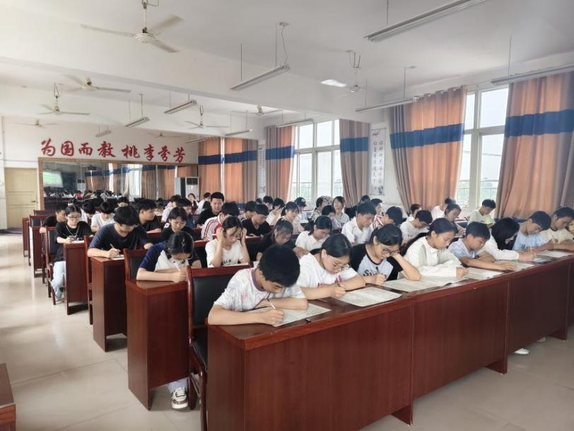 1779937479811718.png 龙万宣讲3.png