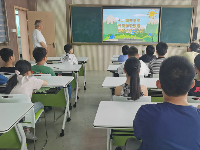 桃源镇】“五老”护苗，安全“童”行3.jpg
