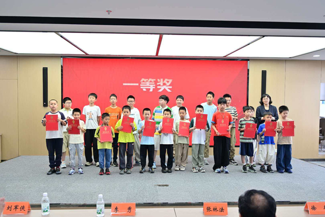 1780986688740887.jpg 智启少年梦 科创向未来——吴江区第二届中小学生人工智能大赛落幕2.jpg