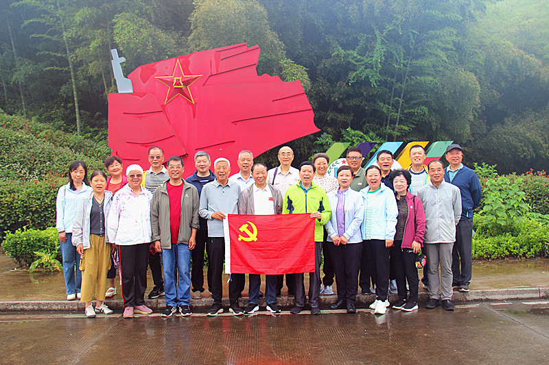 1781142856951308.jpg 玄武区老年体协组织开展国防教育参观活动(5).jpg