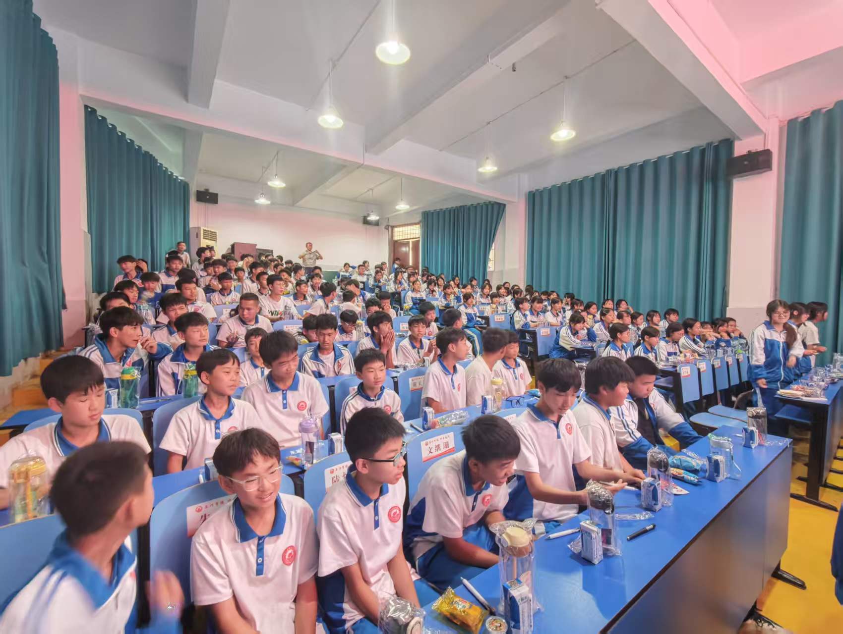 图片2.jpg