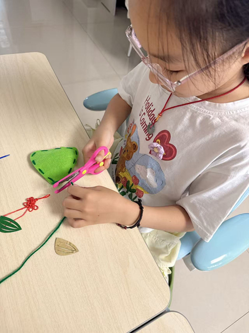 星光小学“浓情端午承古韵，多彩活动润童心”端午系列实践活动照片4_副本.jpg