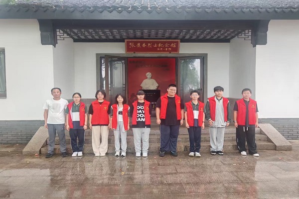 1782975497114684.jpg 震泽镇基层关工委“七一”系列主题活动创意十足 丰富多彩--震泽初中.jpg