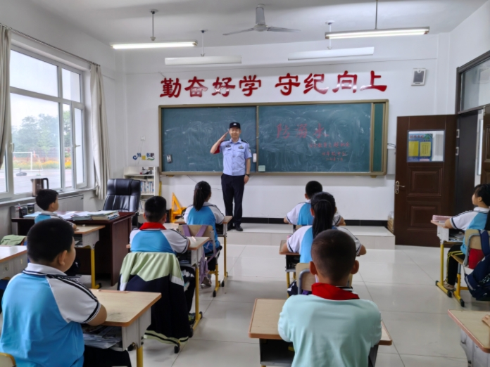 1783057439600048.png 石小警安1.png