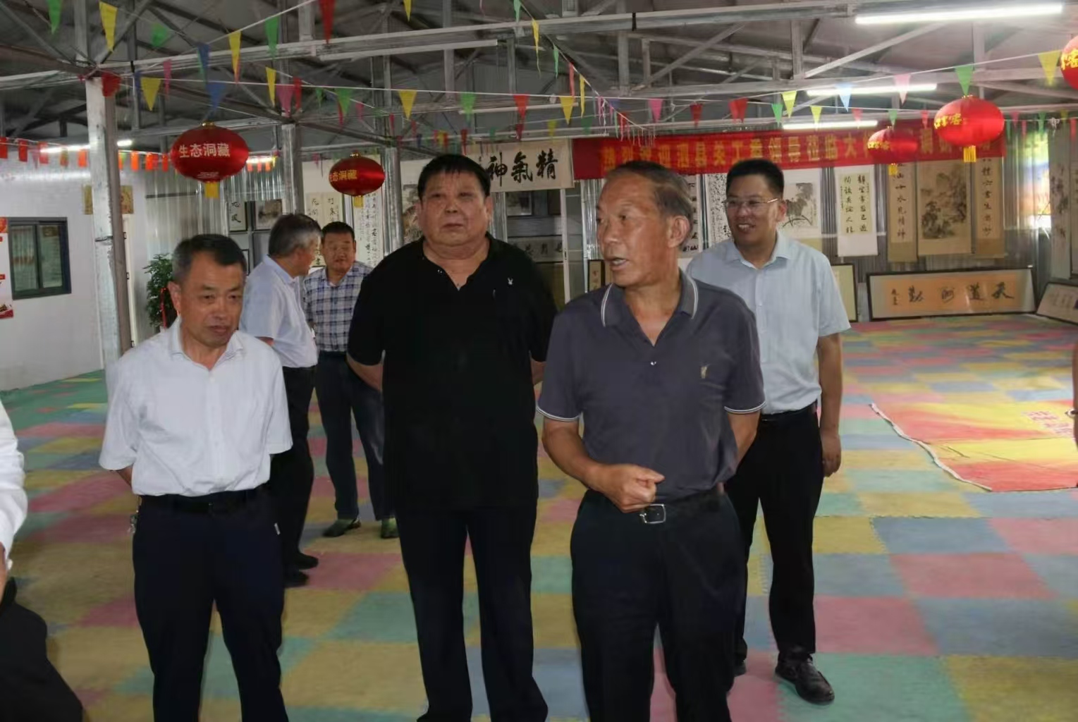 刘压1.jpg