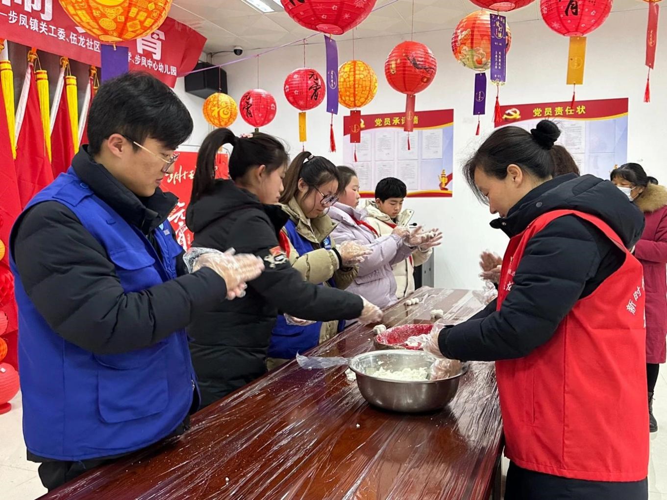 江苏省盐城市步凤镇：欢欢喜喜闹元宵 非遗文化童传承
