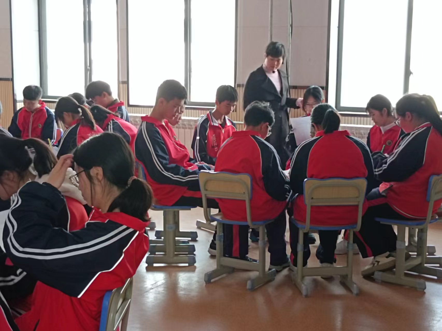 黔南州福泉市第二中学关工委：用“心”呵护 助力成长
