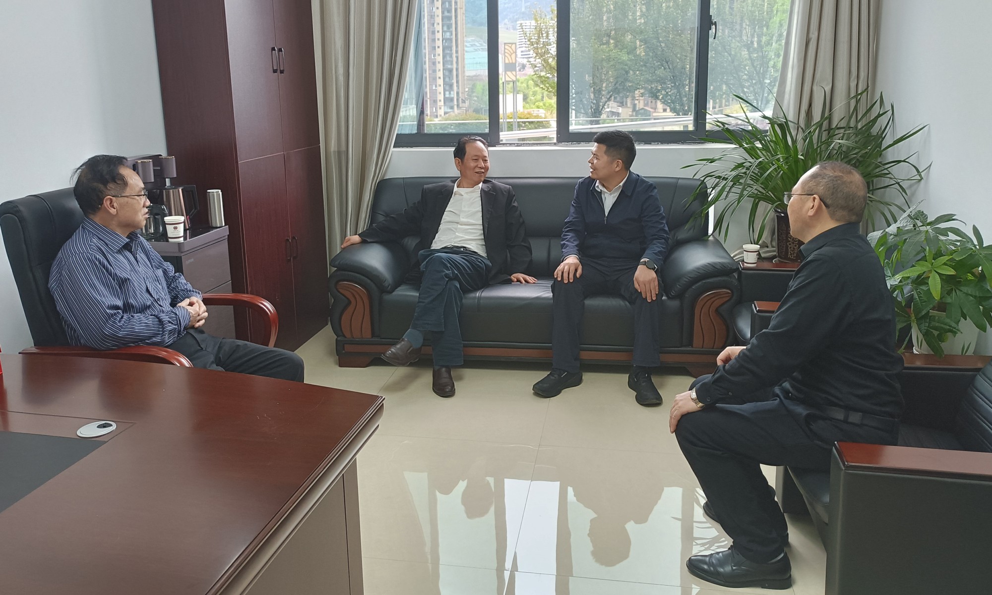泸州市古蔺县委新任组织部长调研关工委工作