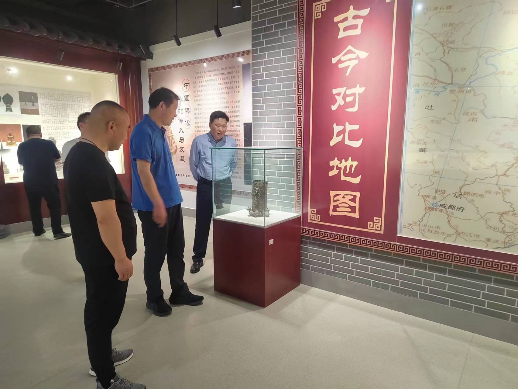 河南省南阳市桐柏县关工委调研组调研传统文化教育基地