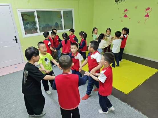 “小手拉大手”  送课进社区——辽宁省沈阳市皇姑区四台子街道中航社区关工委开展幸福教育课堂“小手拉大手”系列送课活动