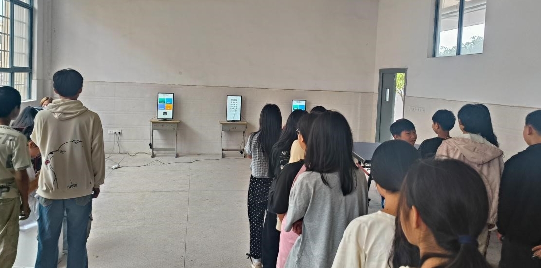 江西抚州崇仁：为学生建立视觉档案