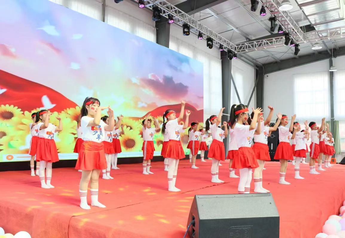 内蒙古赤峰市翁牛特旗乌丹第六小学校园文化艺术节——逐梦新时代 “艺”起向未来