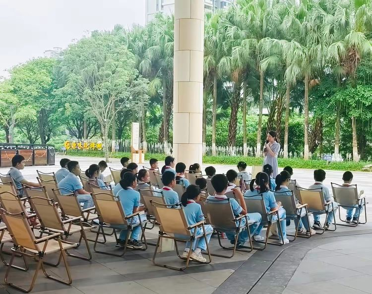 海南省海口市美兰区关工委联合区委宣传部等部门开展“书香街区”系列活动之海口市白龙中心小学“我爱阅读  书香童年”读书分享会活动