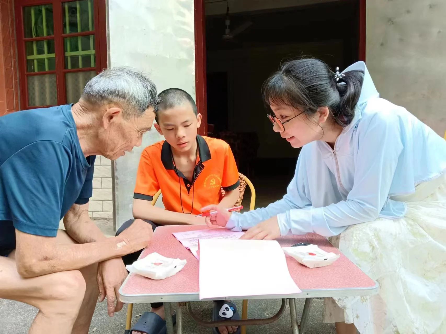 赣州市于都县各中小学关工委多措并举筑牢防溺水安全防线