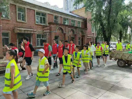 黑龙江省牡丹江市阳明区新兴街道办事处关工委联合汇智社会工作服务中心开展暑期研学活动