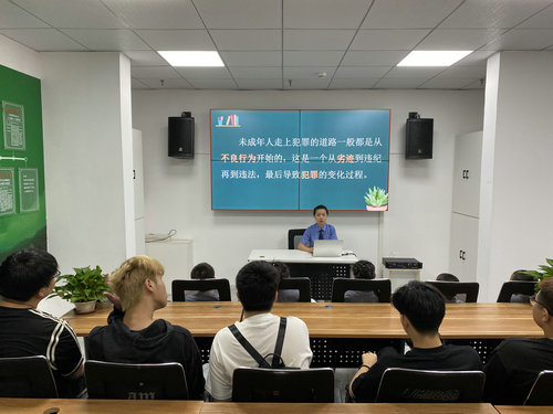 黑龙江省牡丹江市阳明区人民检察院开展暑期青少年关爱服务活动