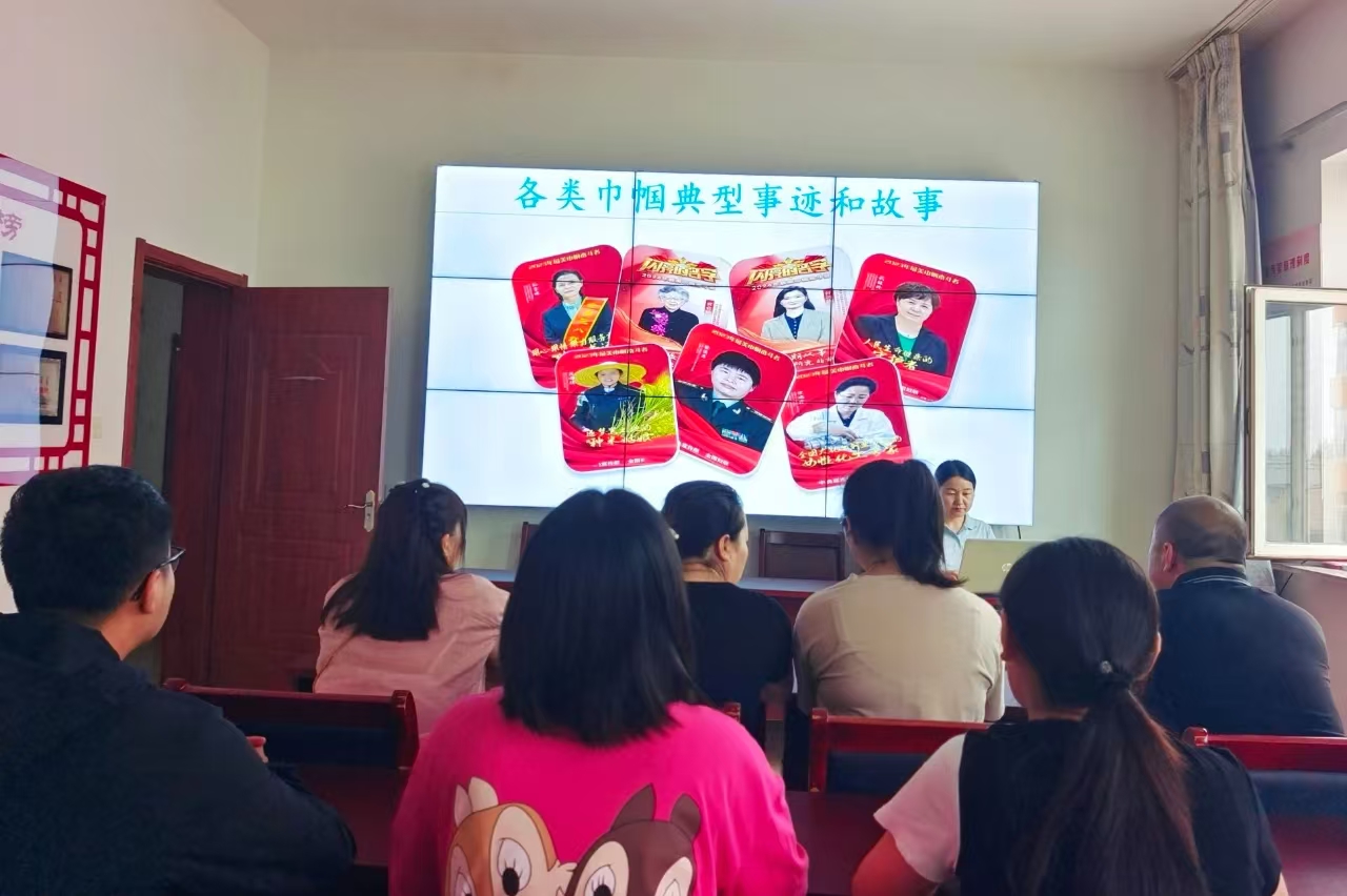 内蒙古赤峰市翁牛特旗紫城街道古城社区关工委配合妇联组织开展“十百千万”北疆巾帼大宣讲活动