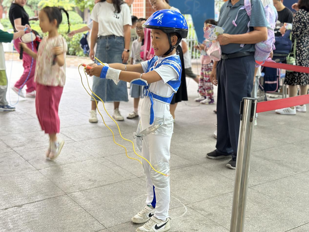 合肥市包河区滨湖世纪社区琼临居委会关工委开展特色学前教育，助力幼小衔接