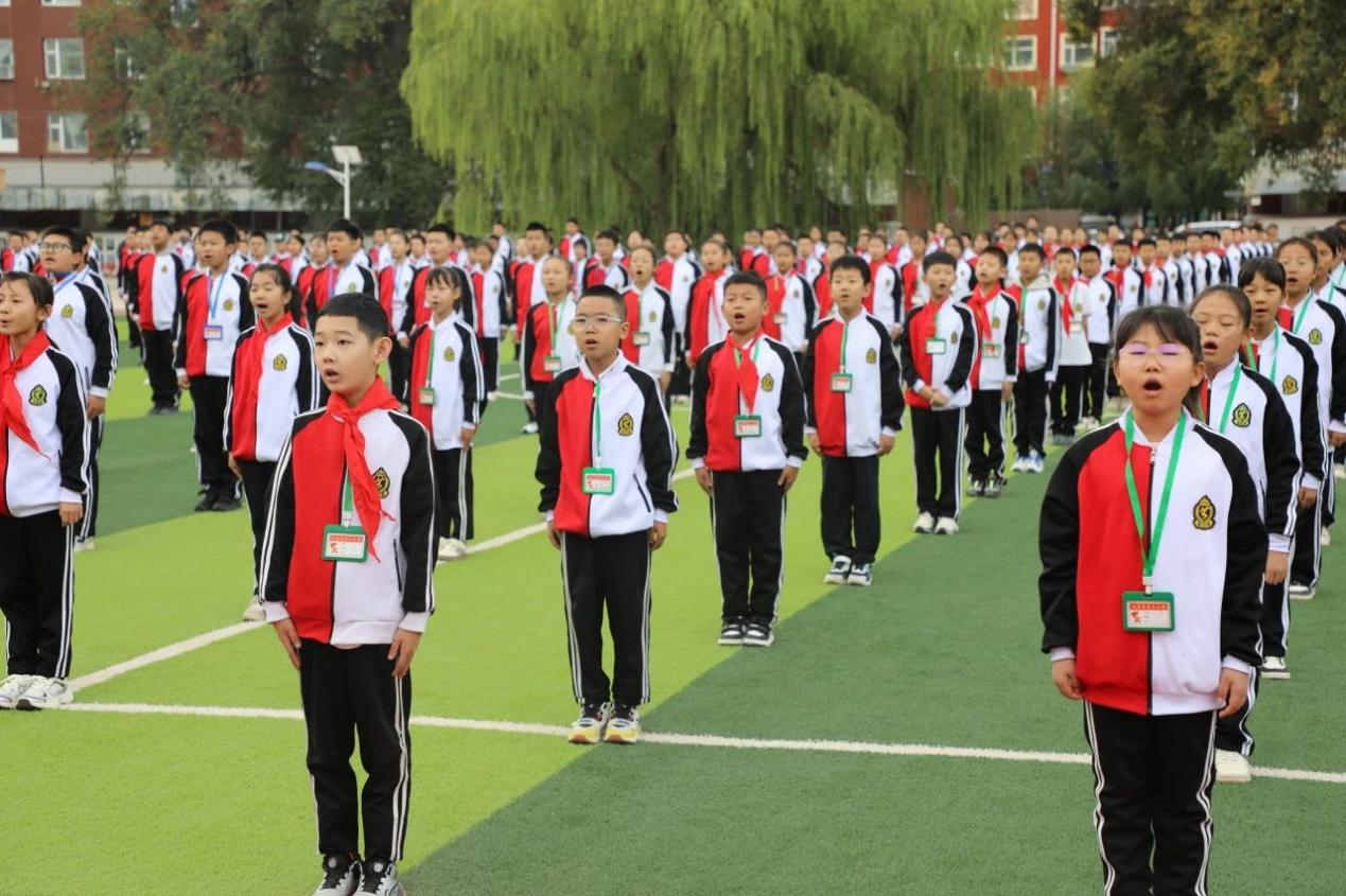 吉林省洮南市那金镇中心小学关工委组织烈士纪念日公祭活动