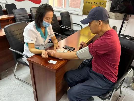 吉林省洮南市光明街道光照社区关工委组织“五老”开展喜迎国庆系列活动