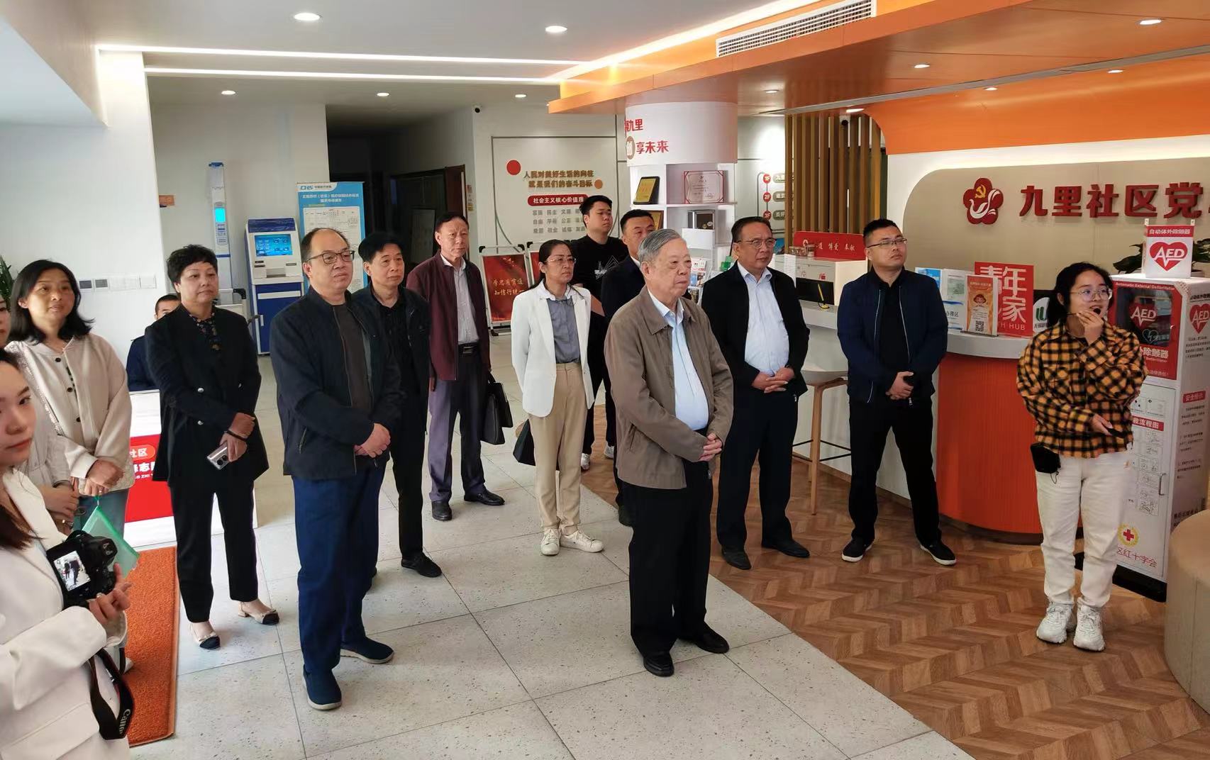 江苏省无锡市关工委主任缪根宝一行到锡山区专题调研基层关工委工作联系点